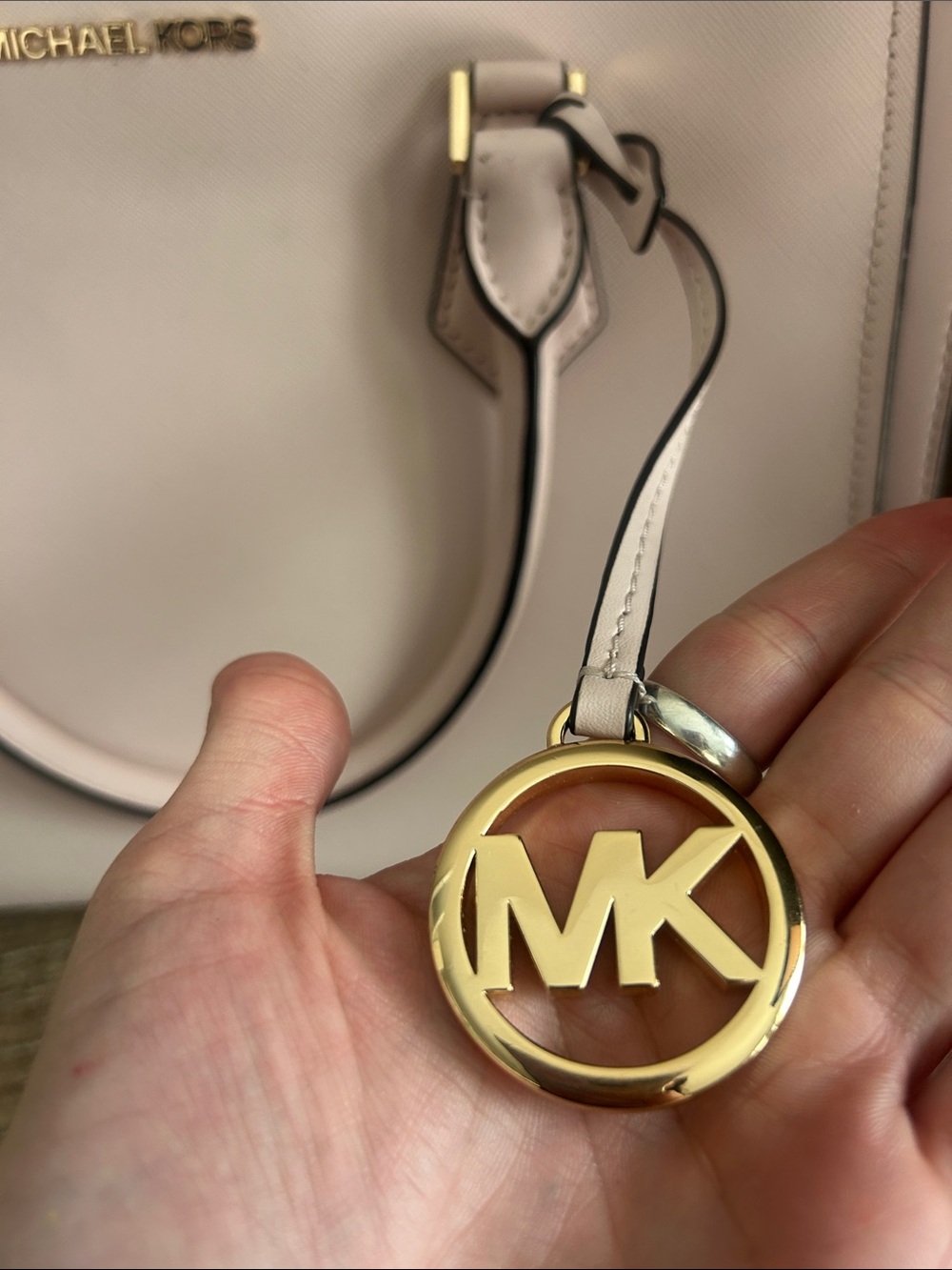 Michael Kors Blush Pink Satchel with Gold Hardware - Picture 2 of 7